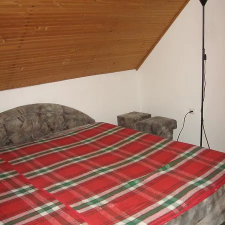 Zrinyi U. 16. Vonyarcvashegy